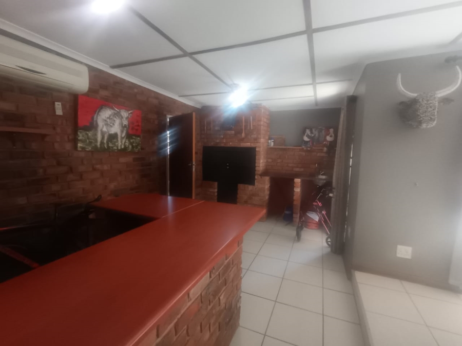 4 Bedroom Property for Sale in New Park Northern Cape